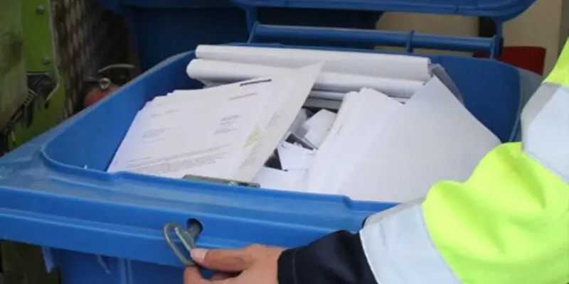Vertrouwelijk papier container